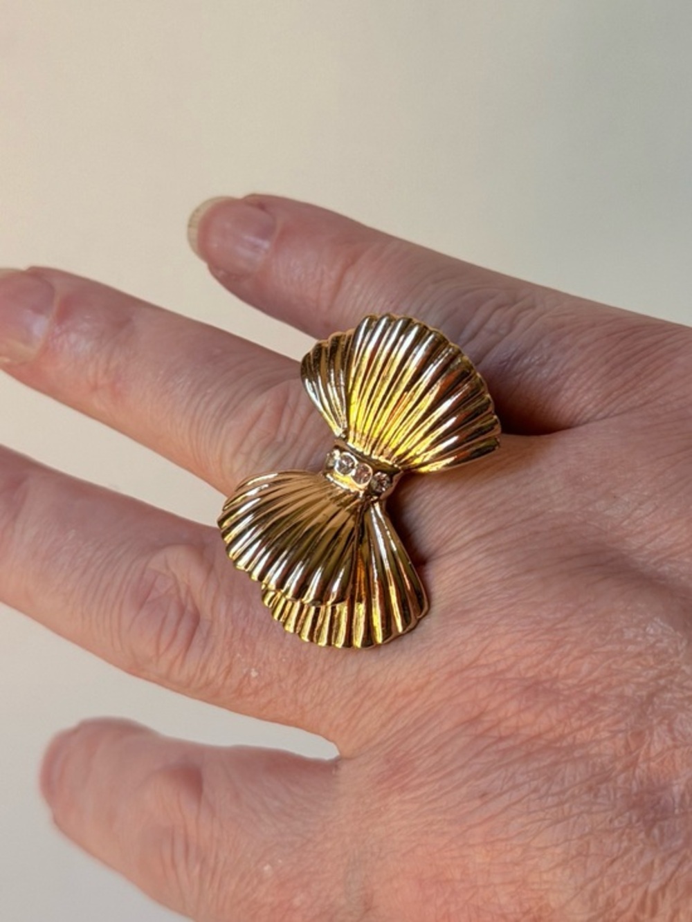 LILLY PULITZER Gold Metallic BOW TIE stretchable ring
